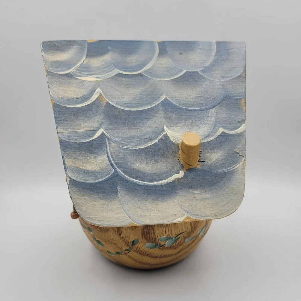 Hand Painted Wooden Birdhouse House‎ Decor Marquette Michigan Rustic Handmade